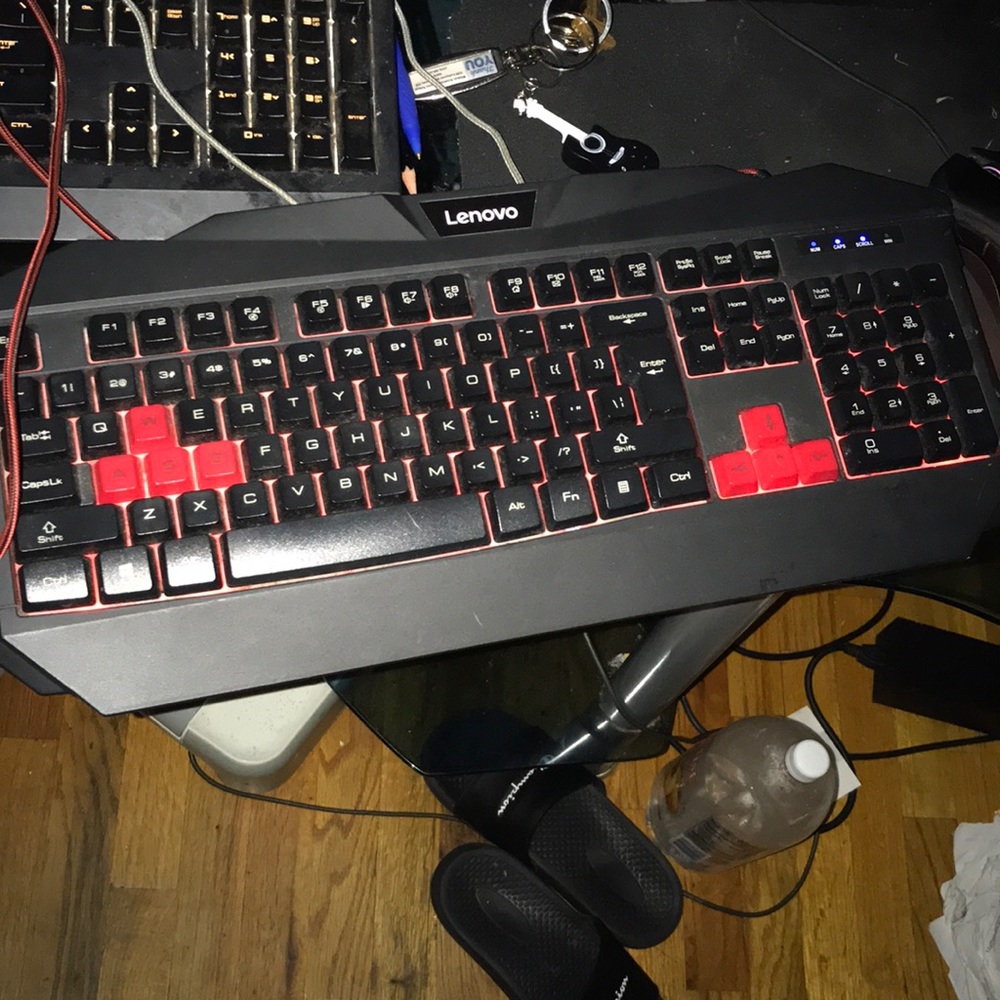 I’m selling a lenovo keyboard